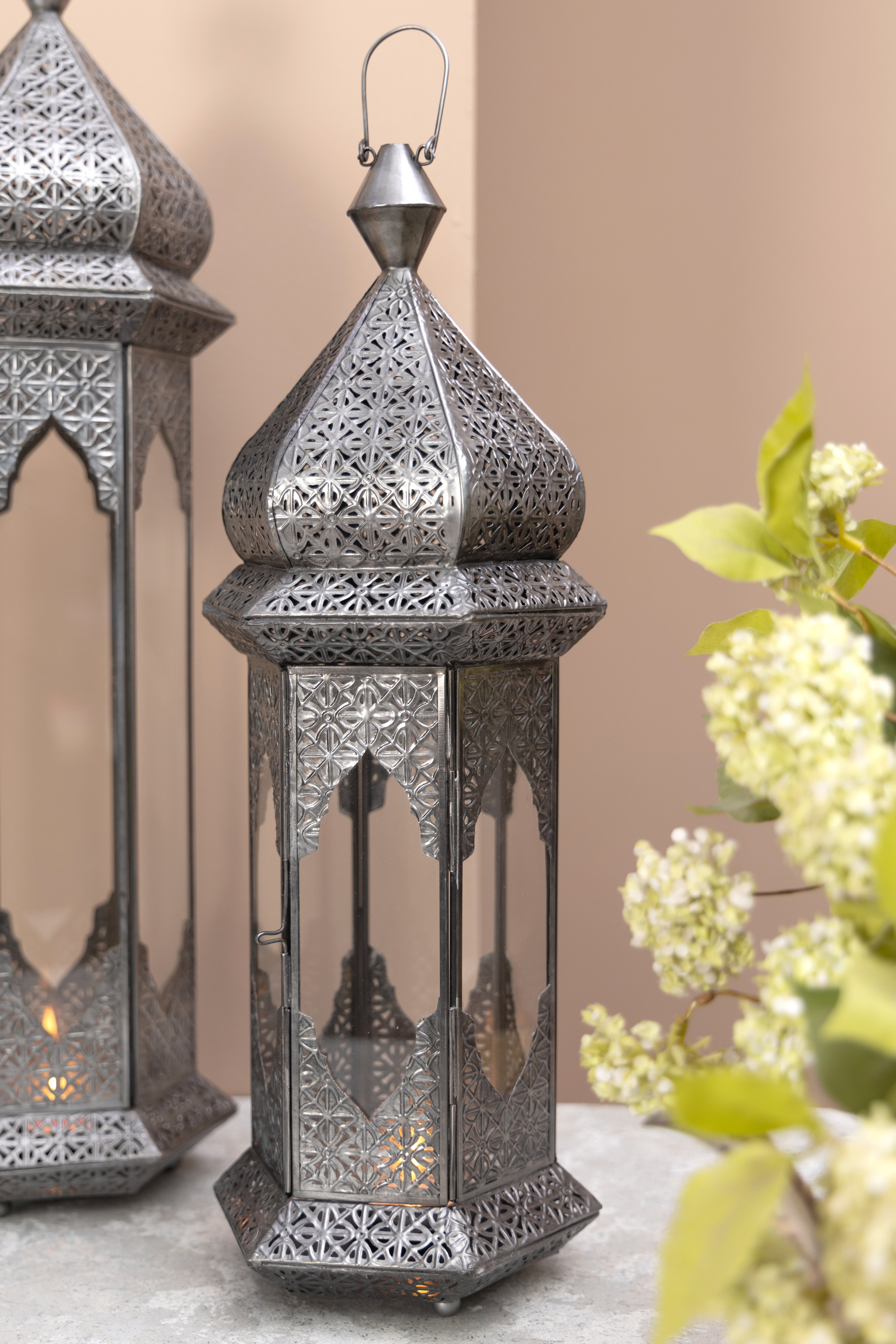 Taj lanterns