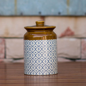 Ceramic cookie jar with moroccan ogee design